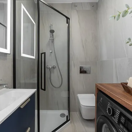 Przytulny Apartament Prestige Kawalerka W Centrum Lodzi Nowy Exterior photo