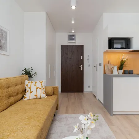 Przytulny Apartament Prestige Kawalerka W Centrum Lodzi Nowy Exterior photo
